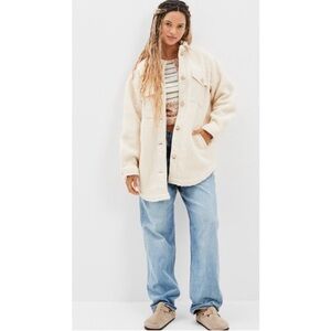 American Eagle Oversized Sherpa Jacket